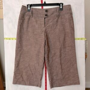 Below knee dress capris